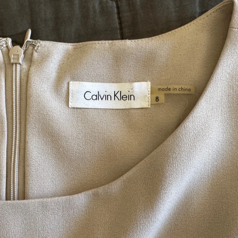 Calvin Klein Colorblock Sleeveless Dress in Black and Cream Size 8 - Picture 3 of 7